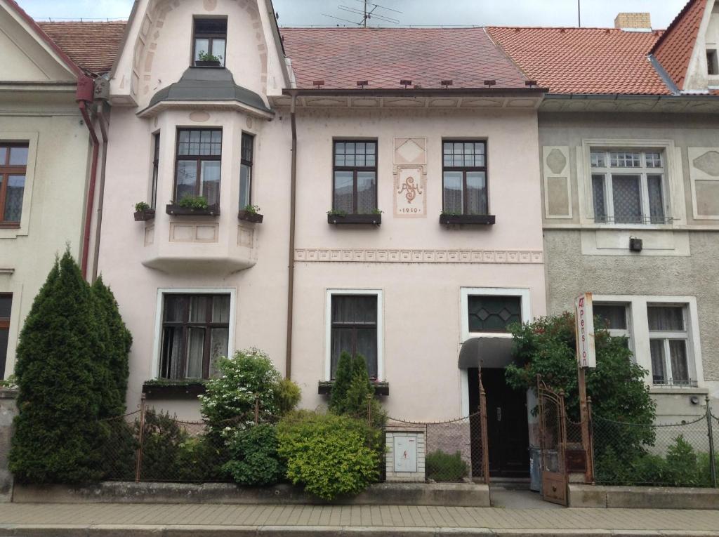 At Pension Ceske Budejovice Exteriör bild